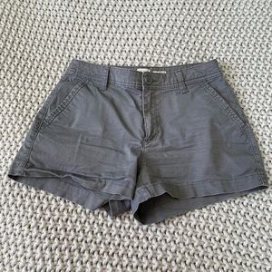Gray cargo texture shorts.